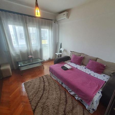 Cozy Studio In Center Bucharest Appartamento Esterno foto